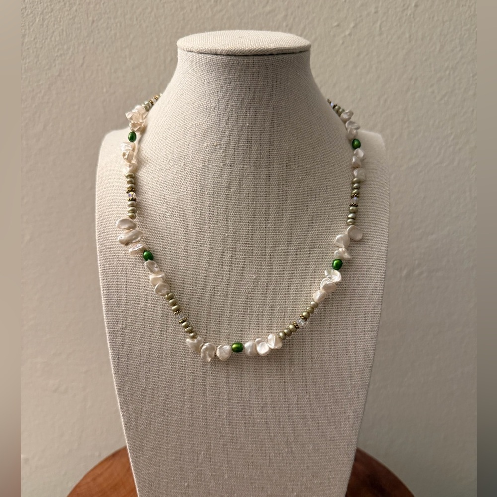 Elegant Pearl with Silver and Green Bead Necklace